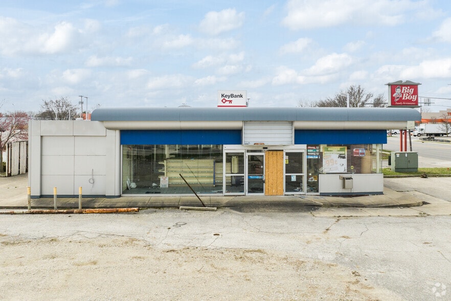 5760 Lewis Ave, Toledo, OH for lease - Building Photo - Image 3 of 6
