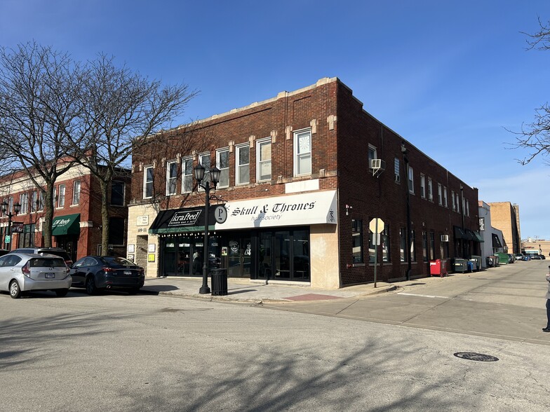 109-111 E First St, Elmhurst, IL for sale - Building Photo - Image 1 of 5