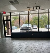 200 Great Rd, Bedford, MA for lease Interior Photo- Image 2 of 15