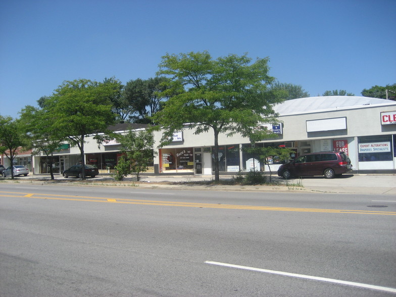 3704-3716 W Dempster St, Skokie, IL for sale - Primary Photo - Image 1 of 3