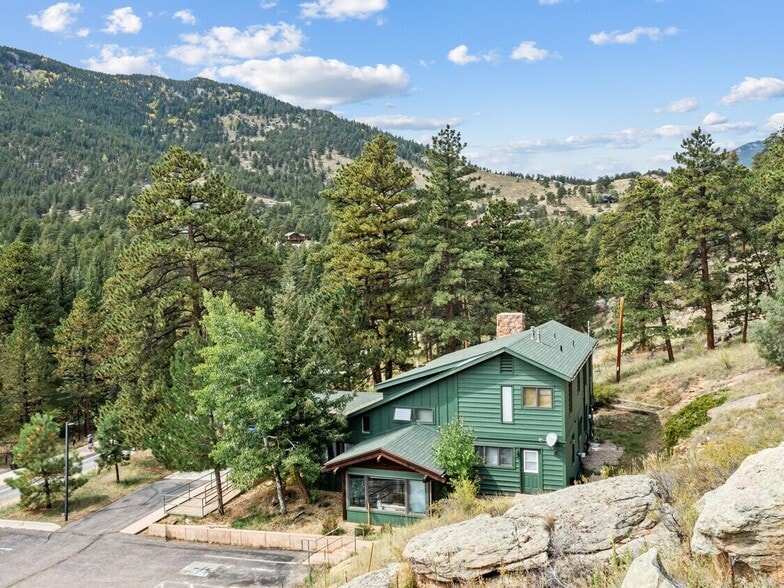 1895 Fall River Rd Land portfolio of 2 properties for sale on LoopNet.com - Building Photo - Image 3 of 8