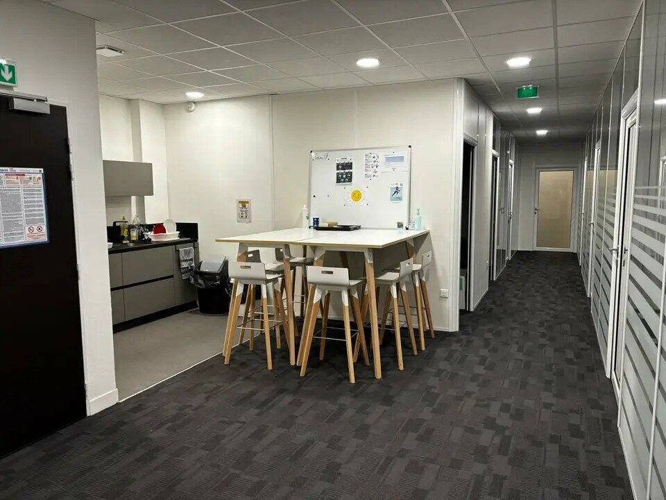 Office in Reims for lease Interior Photo- Image 1 of 9