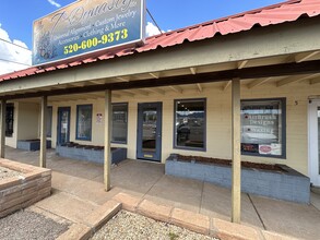 125 E Fry Blvd, Sierra Vista, AZ for lease Building Photo- Image 1 of 1