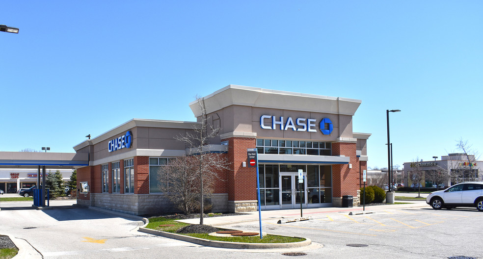 3250 Kirchoff Rd, Rolling Meadows, IL for lease - Building Photo - Image 2 of 8