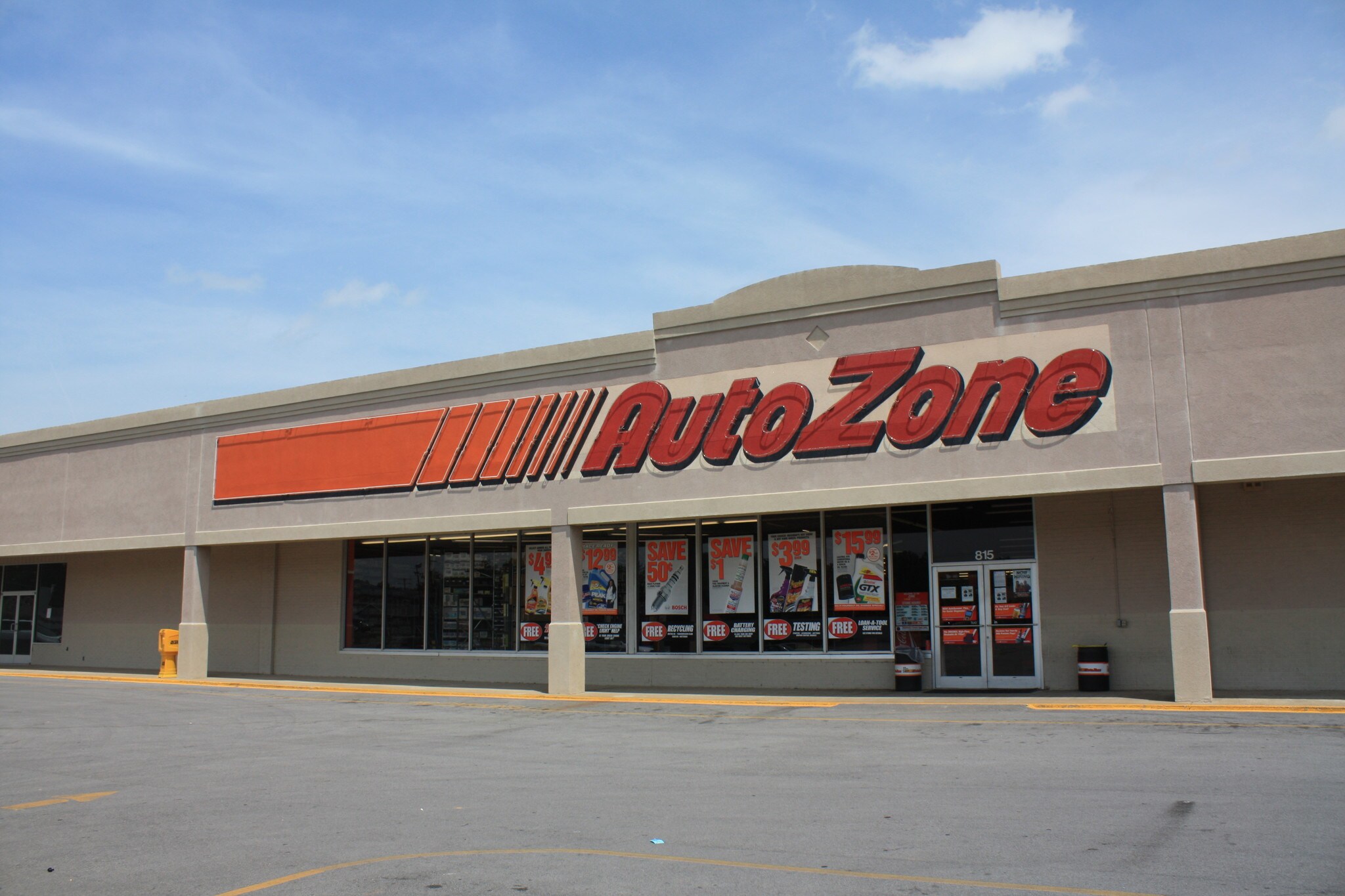 813-817 S Main St, Franklin, KY for sale Building Photo- Image 1 of 1