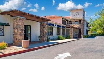 Rancho Bernardo Medical Plaza - Live-Work Space