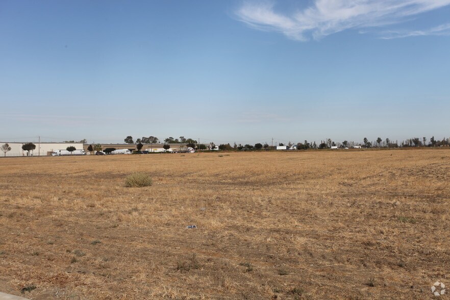 1122 Willmott Rd, Los Banos, CA for sale - Primary Photo - Image 1 of 1
