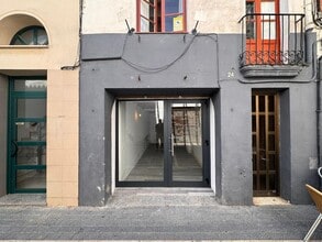 Retail in El Vendrell, Tarragona for lease Interior Photo- Image 1 of 10