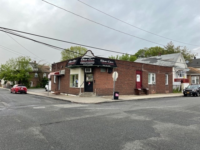 126 Jefferson St, Inwood, NY for sale Primary Photo- Image 1 of 1