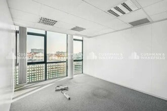 26 Rue De La Villette, Lyon for lease Interior Photo- Image 2 of 15