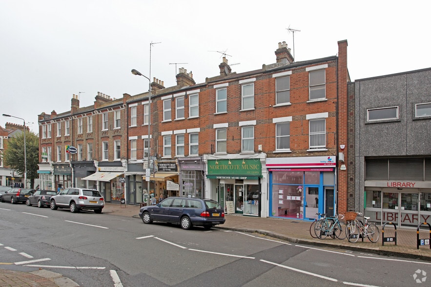 155-155D Northcote Rd, London for lease - Building Photo - Image 1 of 8