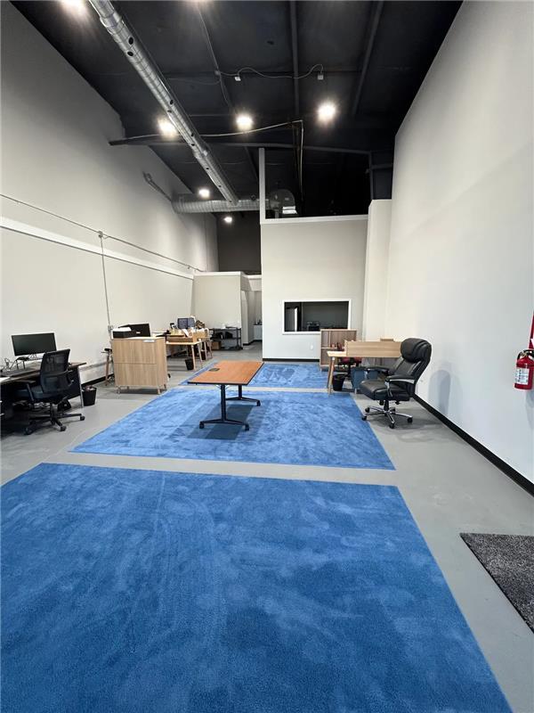 1500 S 169 Hwy, Smithville, MO for lease Interior Photo- Image 1 of 5