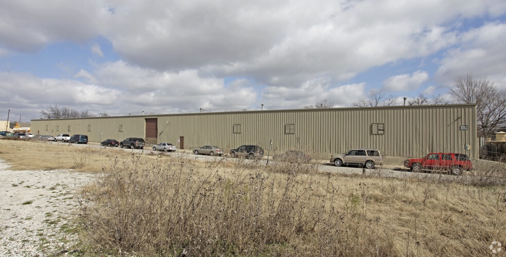 3535 Alice St, Fort Worth, TX for sale - Building Photo - Image 2 of 6