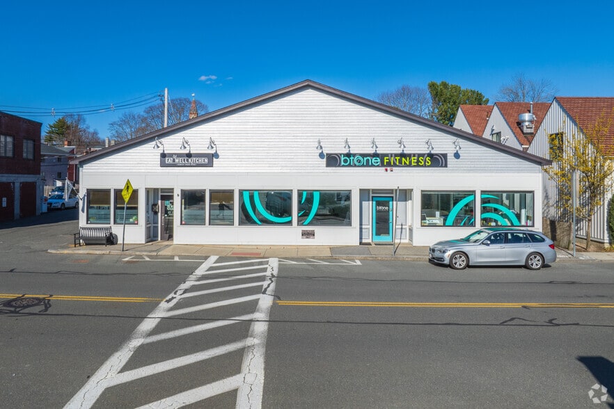 12 Atlantic Ave, Marblehead, MA for sale - Building Photo - Image 2 of 15