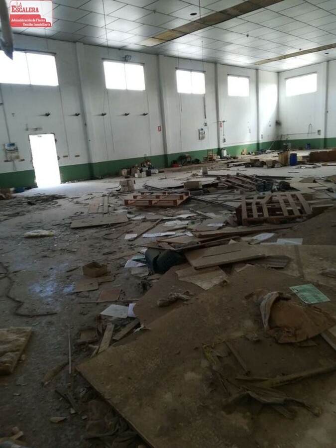 Elda, ALI 03600 -  -  - Interior Photo - Image 1 of 4