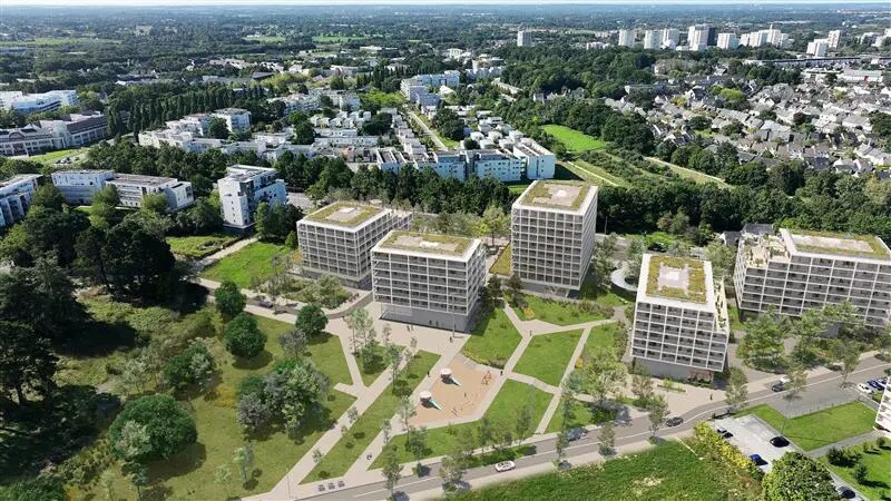 Retail in Rennes for sale - Aerial - Image 2 of 4