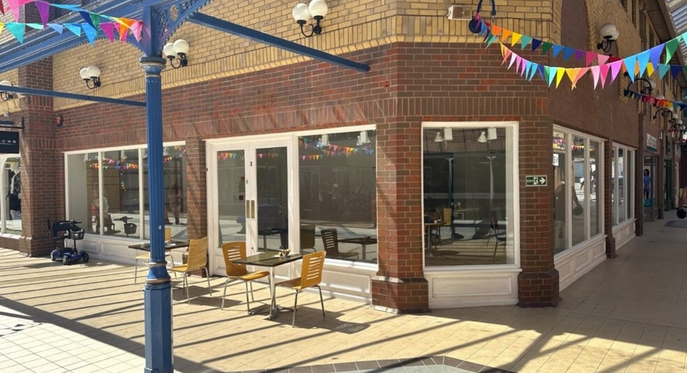 Bear Lanes, Newtown for lease - Building Photo - Image 1 of 1