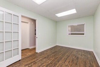 116 N Main St, Goodlettsville, TN for lease Interior Photo- Image 1 of 6