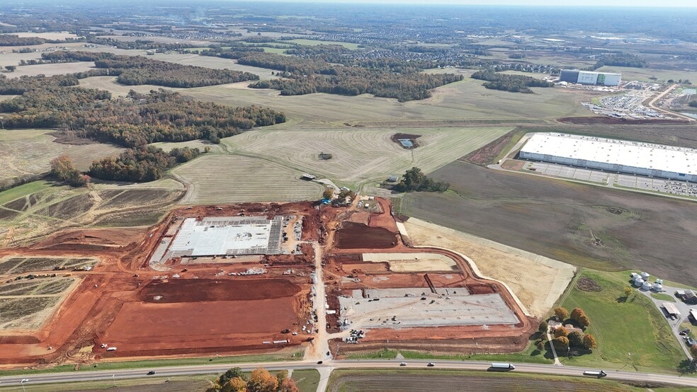 4175 Guthrie Hwy, Clarksville, TN for lease - Building Photo - Image 2 of 8