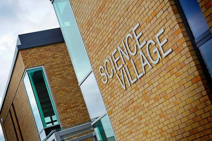 Chesterford Park, Little Chesterford for lease - Building Photo - Image 1 of 7