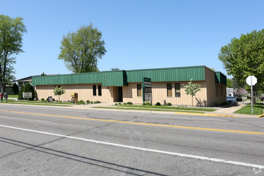419 Sand Lake Rd, Onalaska, WI for lease - Building Photo - Image 3 of 3