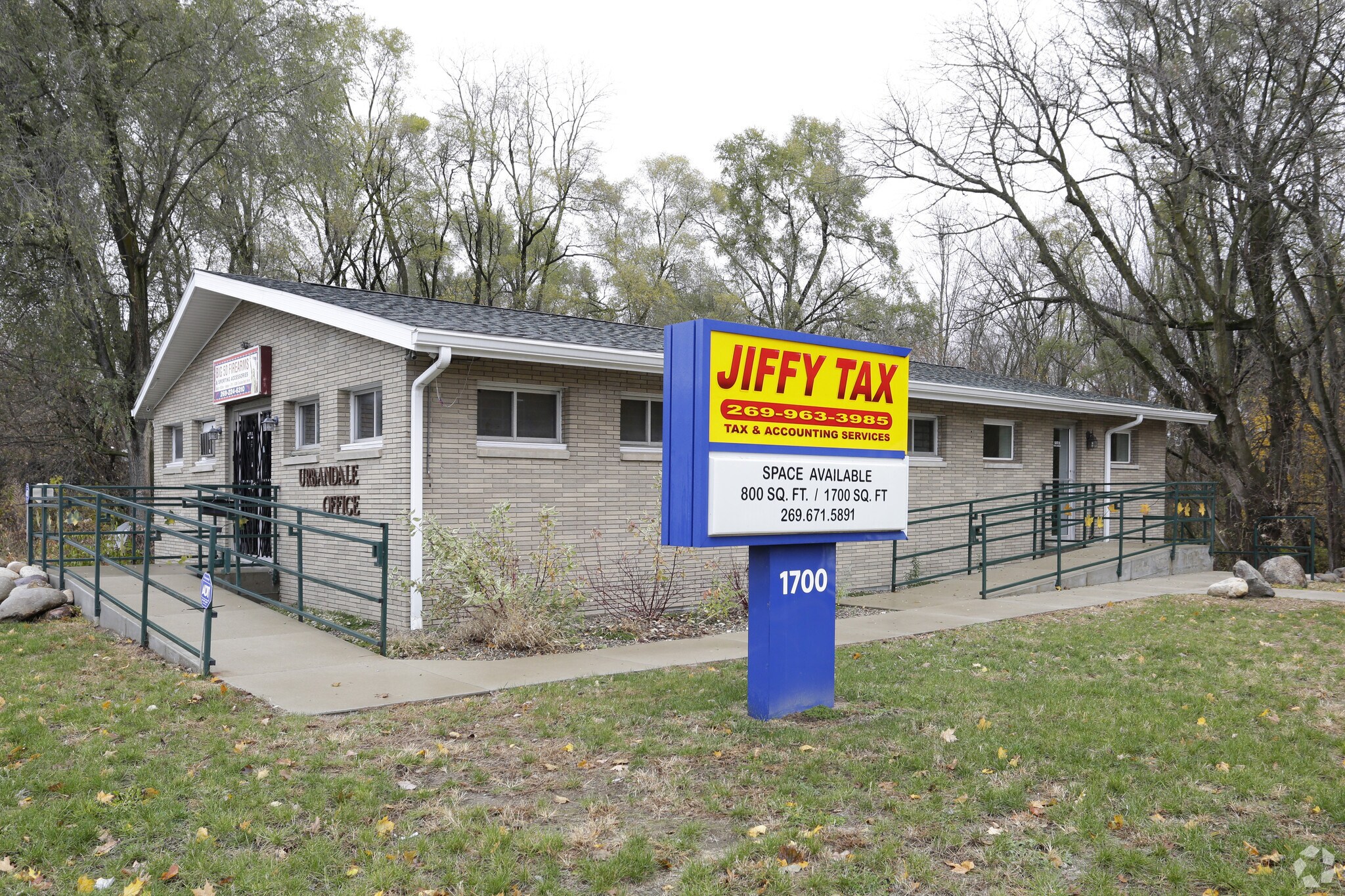 1700 W Michigan Ave, Battle Creek, MI for sale Primary Photo- Image 1 of 1
