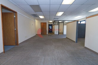 603 Royal St, Kelso, WA for lease Interior Photo- Image 1 of 4