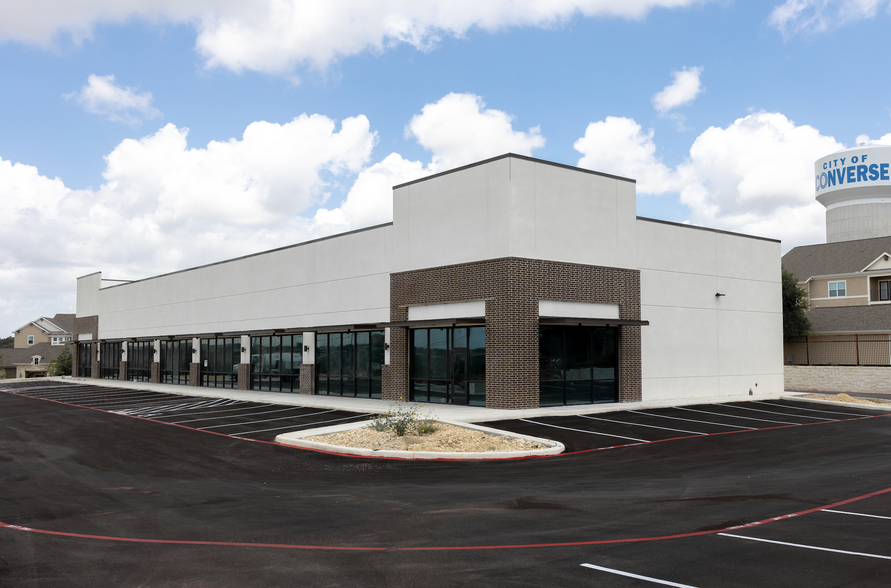 7875 Kitty Hawk rd, Converse, TX for lease - Building Photo - Image 2 of 4