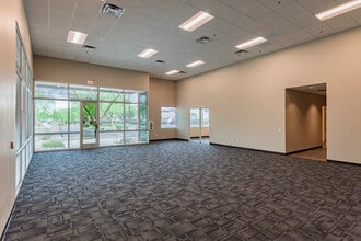 23325 N 23rd Ave, Phoenix, AZ for lease Interior Photo- Image 1 of 5