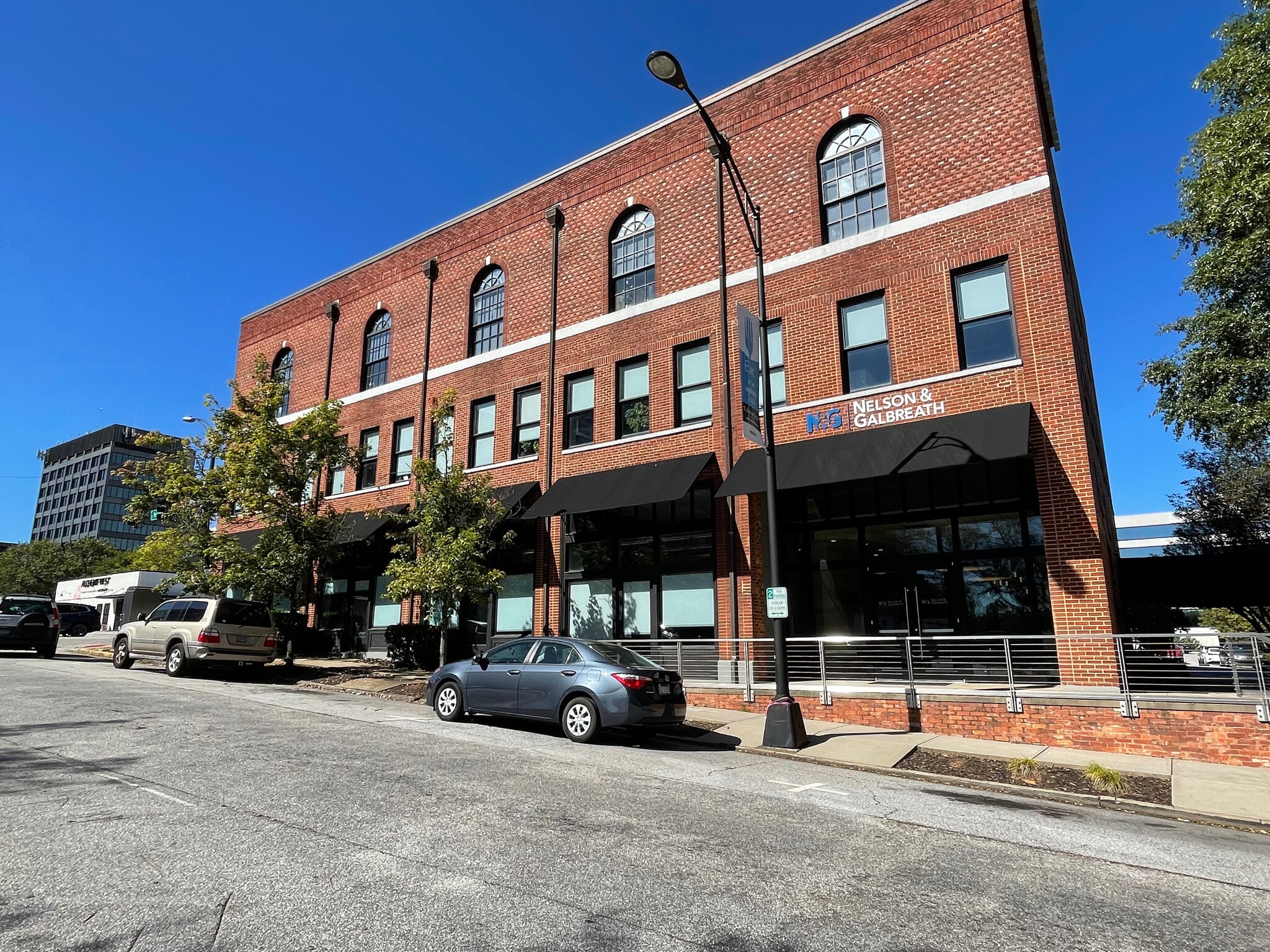 131 Falls St, Greenville, SC for lease Building Photo- Image 1 of 6