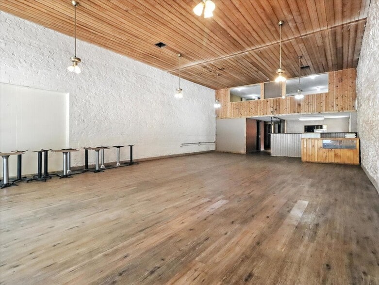 219 Commercial St, Seymour, MO for sale - Building Photo - Image 3 of 21