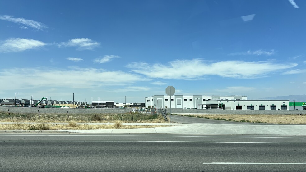 4614 West 7800 South, West Jordan, UT for sale - Building Photo - Image 3 of 11