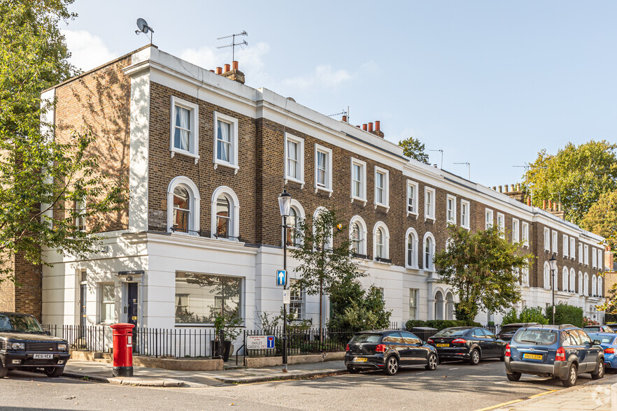 82 Chelsea Manor St, London for sale - Primary Photo - Image 1 of 1