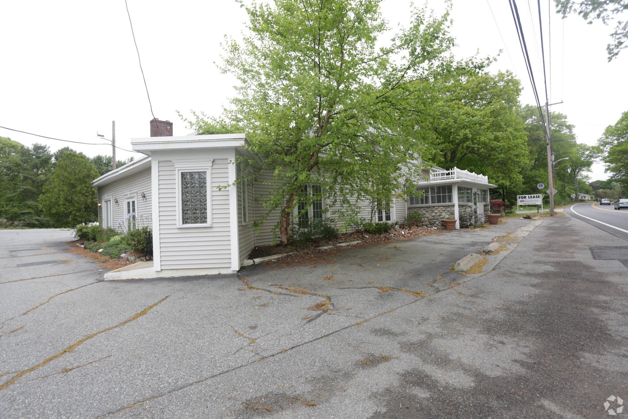 290 Thompson Rd, Webster, MA 01570 290 Thompson Rd