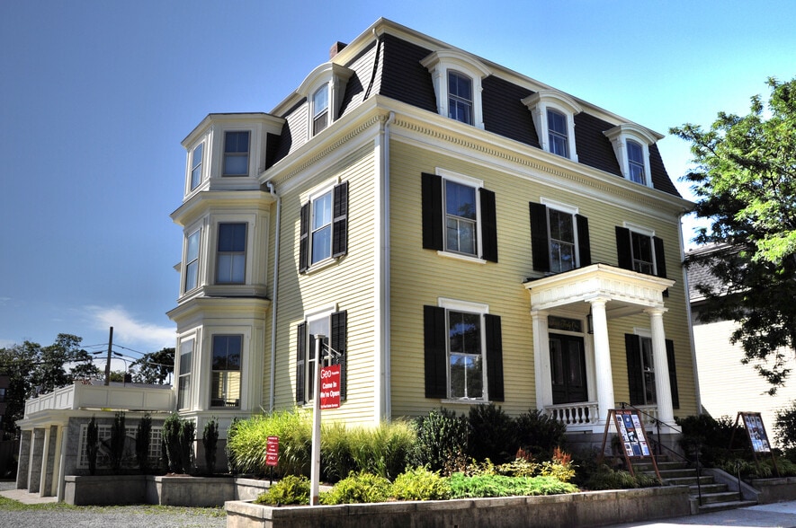 441 Angell St, Providence, RI for sale - Building Photo - Image 1 of 10