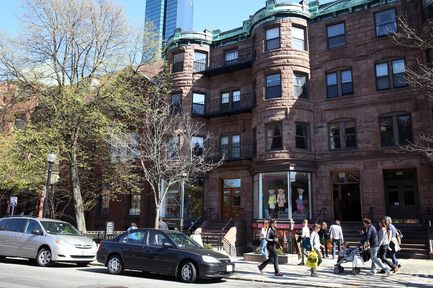 154-156 Newbury St, Boston, MA for lease - Image 1 of 17