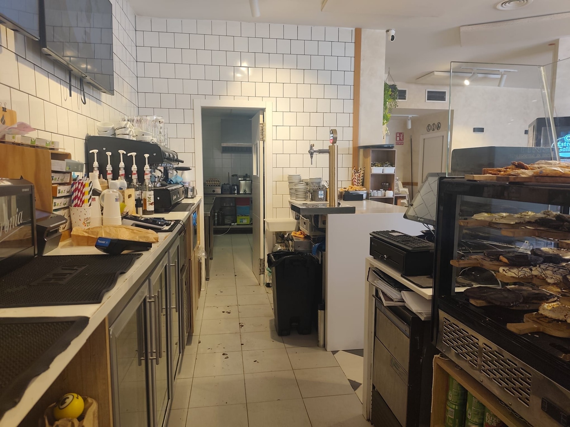 Retail in Tres Cantos, Madrid for lease Interior Photo- Image 1 of 6