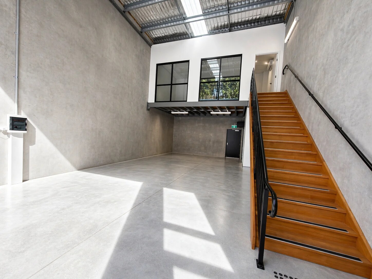 24 Prebble St, Rochedale for lease Interior Photo- Image 1 of 6