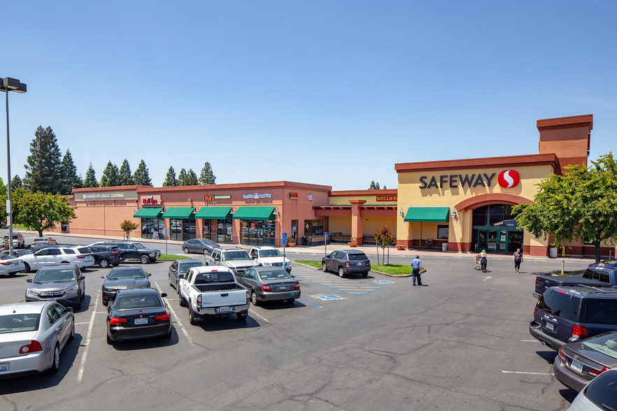 7301-7347 Greenback Ln, Citrus Heights, CA for lease - Building Photo - Image 3 of 4