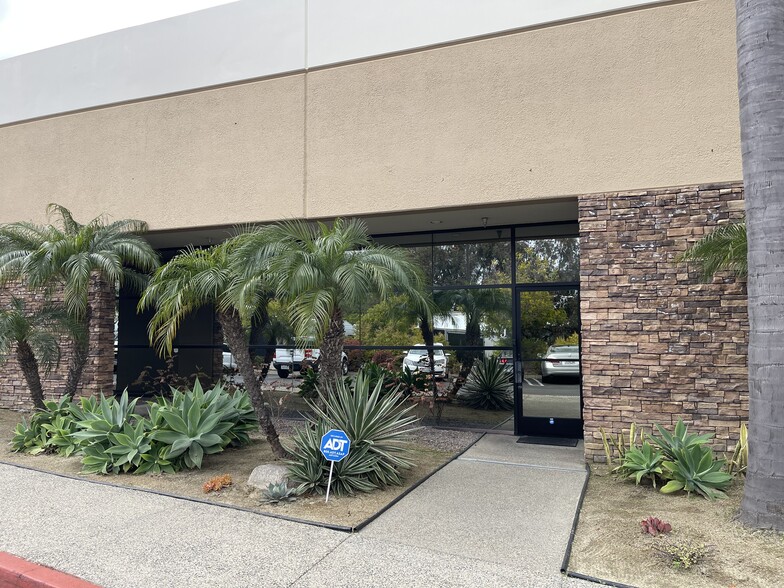 2598 Fortune Way, Vista, CA for sale - Building Photo - Image 3 of 8