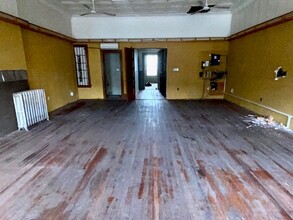 52 S 3rd Ave, Mount Vernon, NY for lease Interior Photo- Image 2 of 6