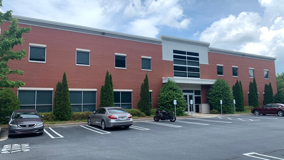 8225 Mall Pky, Lithonia, GA for lease - Building Photo - Image 2 of 4