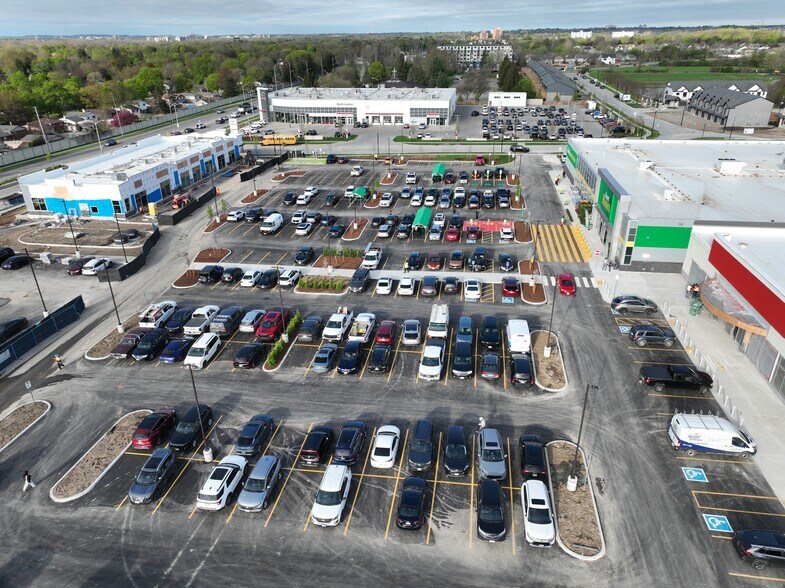 1300 Fanshawe Park Rd E, London, ON for lease - Building Photo - Image 3 of 4