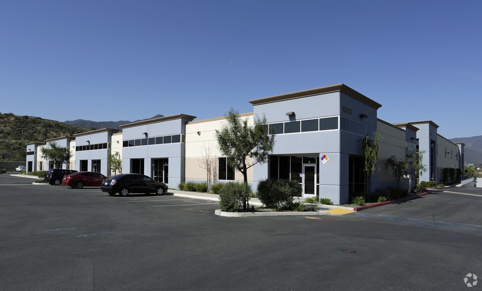 12847 Temescal Canyon Rd, Corona, CA for lease - Building Photo - Image 2 of 6