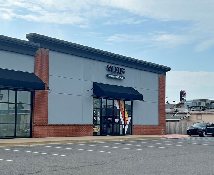 2385 S MacArthur Dr, Alexandria, LA for lease - Building Photo - Image 1 of 15