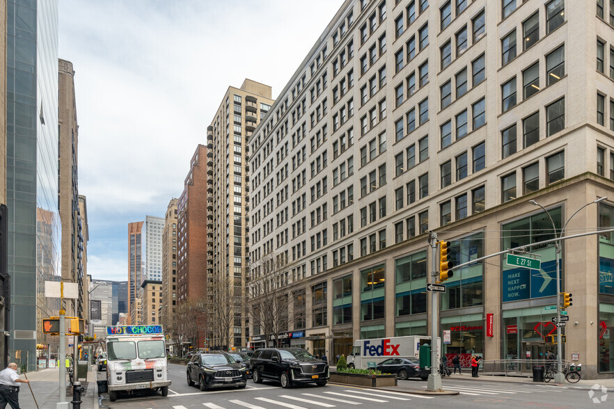 401 Park Ave S, New York, NY for lease - Building Photo - Image 3 of 5