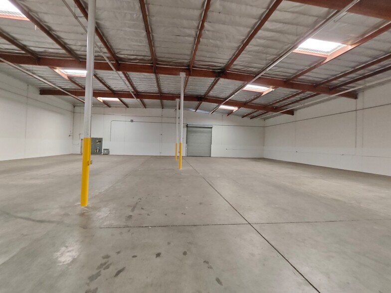 10140 Norwalk Blvd, Santa Fe Springs, CA for lease - Building Photo - Image 3 of 9