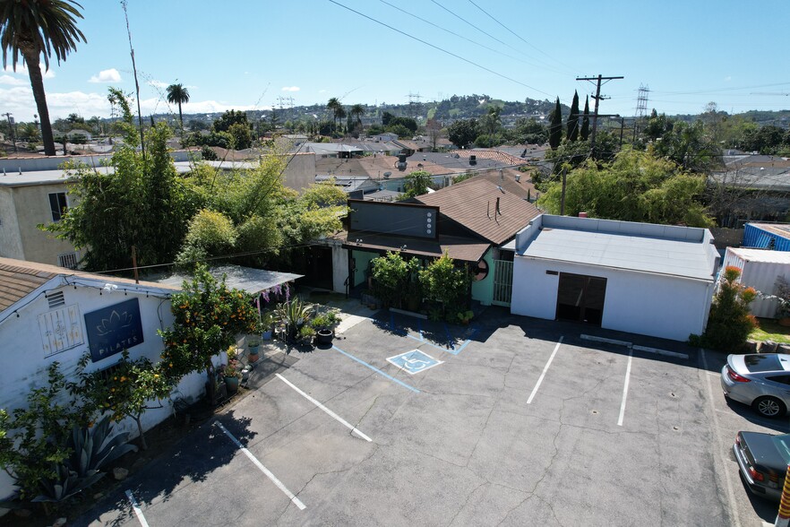 5740-5754 W Adams Blvd, Los Angeles, CA for lease - Building Photo - Image 1 of 19