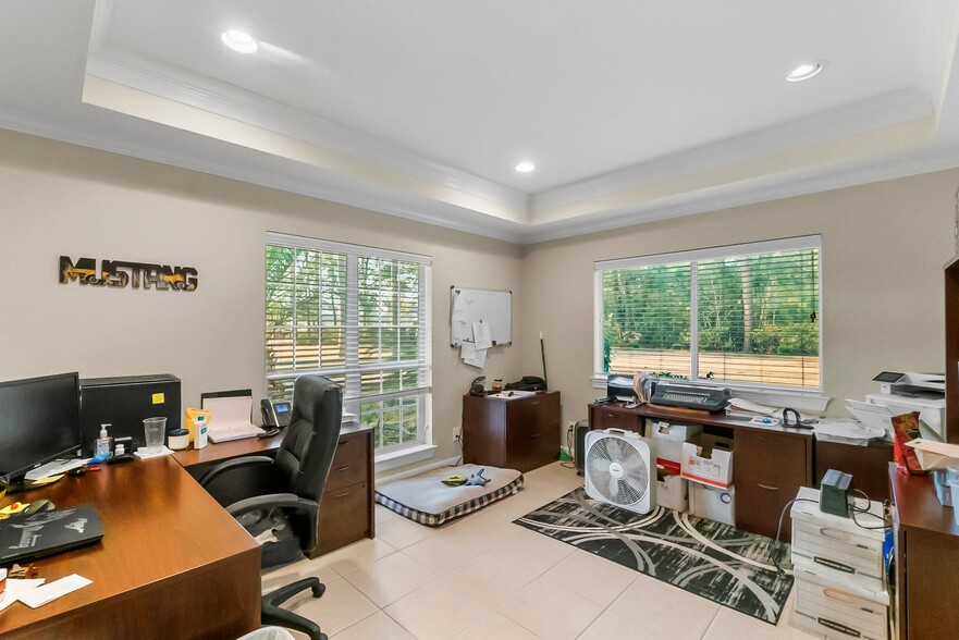 1824 Sawdust Rd, The Woodlands, TX for sale - Interior Photo - Image 2 of 56