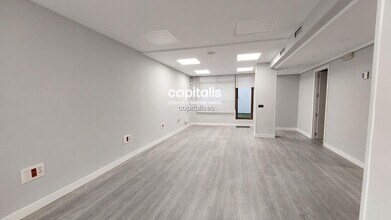 Office in Madrid, Madrid for lease Interior Photo- Image 2 of 15